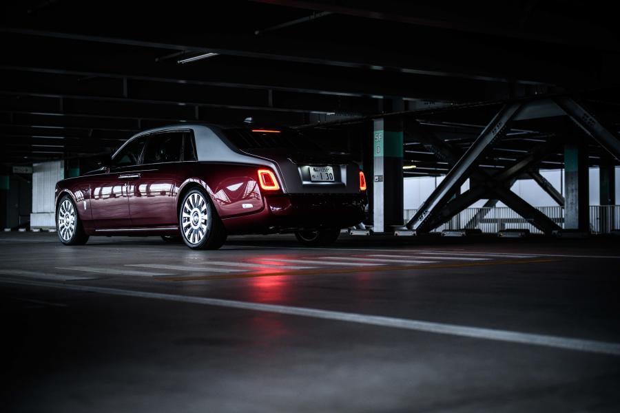  Rolls-Royce Phantom EWB 2017 года  (JP) (фото 3 из 21)